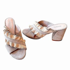 Kenneth Cole Laken Suede Ruffle Slide Sandals Sz 9.5 Two-Tone Dusty Gray
